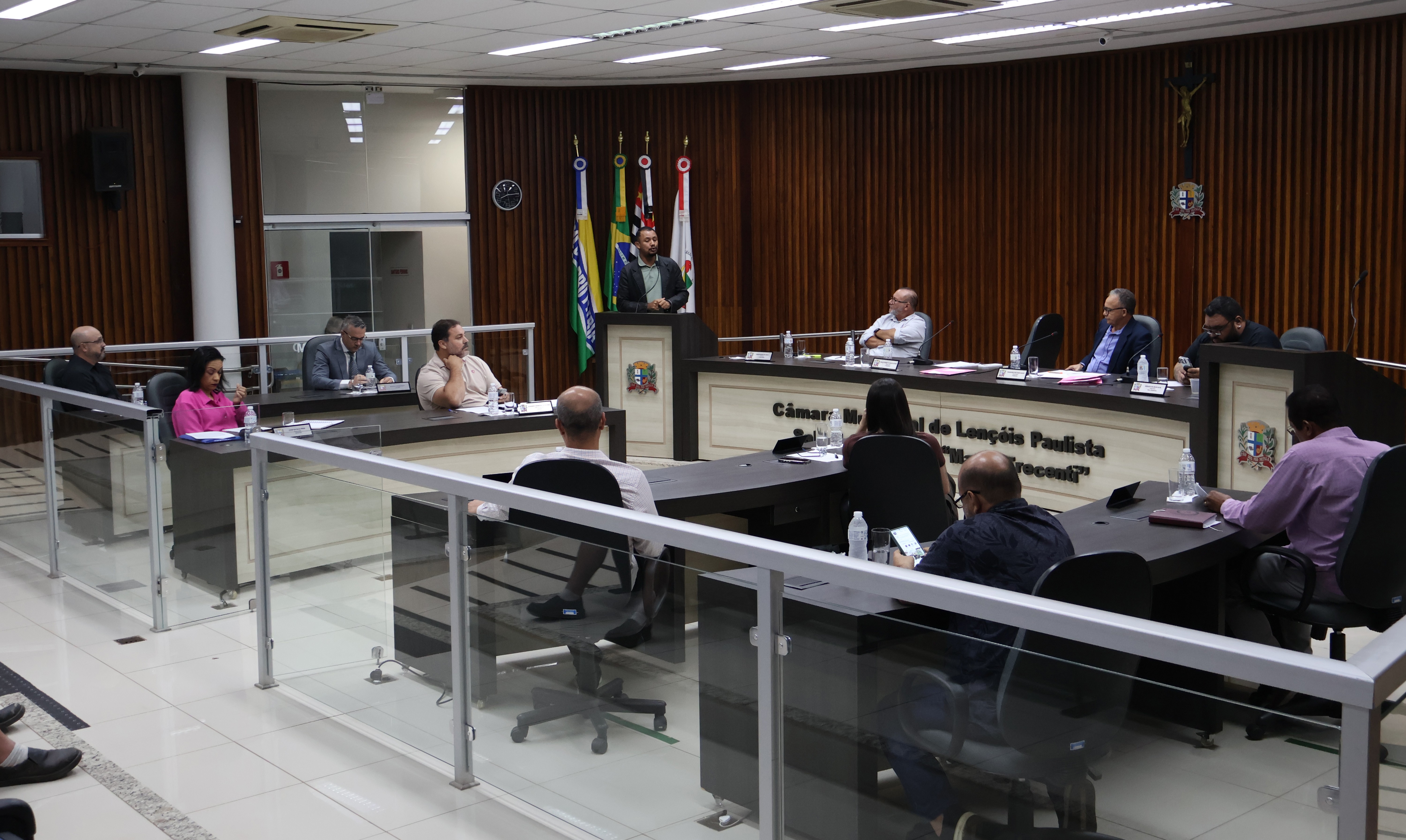 Projetos sobre meia-entrada, saúde pública e inclusão avançam na 12ª Sessão Ordinária