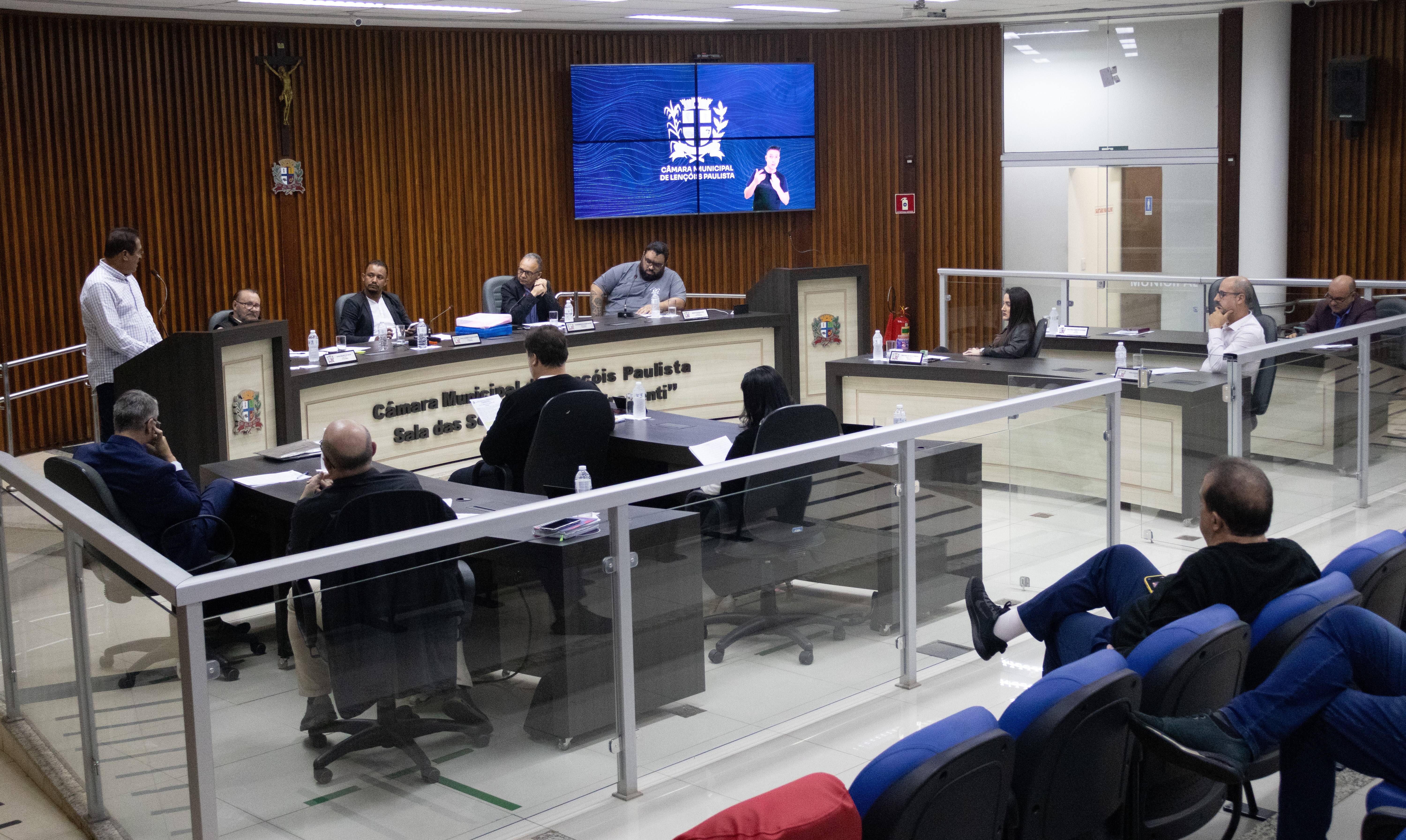 Câmara aprova revisão do Plano Diretor e diretrizes orçamentárias de 2027 em votação definitiva